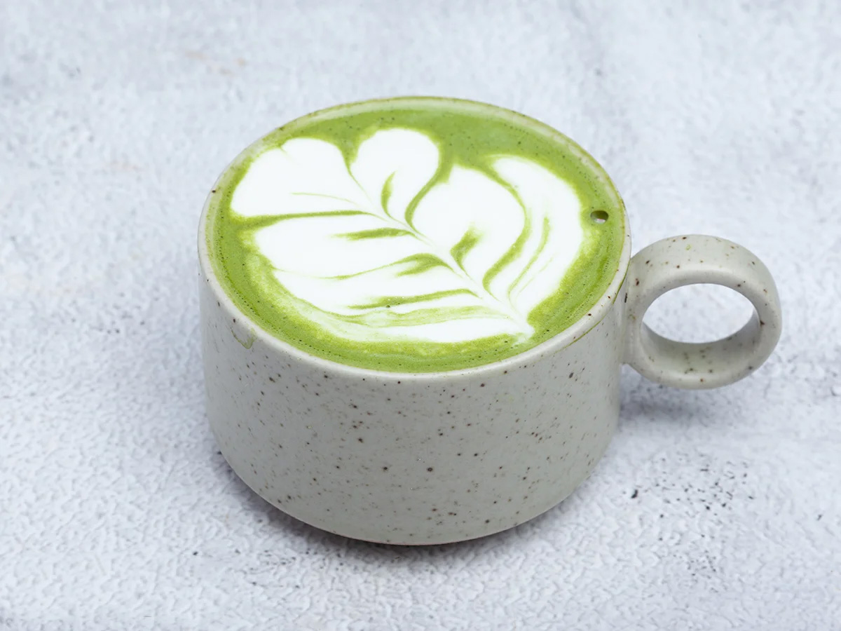 GREEN MATCHA LATEE HOT / COLD